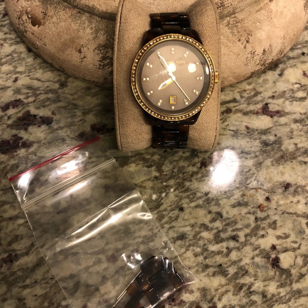 Michael Kors Women’s Watch - Tortoise Shell Brown - Picture 2 of 5